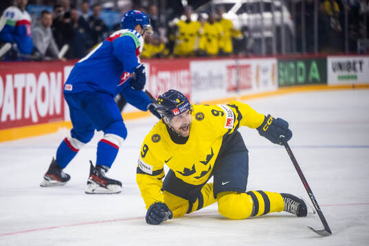 Filip Forsberg of Sweden reacts