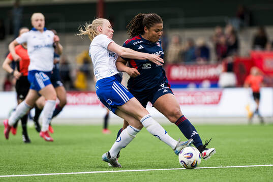 IFK Norrköpings Elin Rombing och Rosengårds Jo-Anne Agbor
