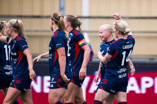 Rosengårds Emilia Larsson jublar