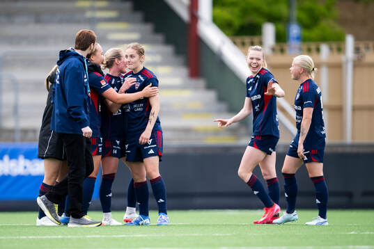 Rosengårds Emilia Larsson, Maja Johansson och Anni