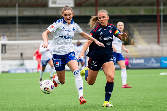 Rosengårds Gudrun Arnardottir jagar IFK Norrköpings Svea