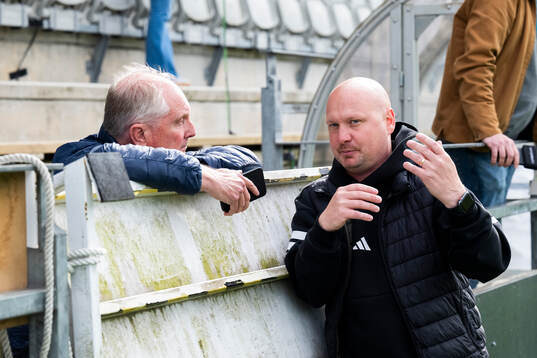 Sydsvenskan reporter Max Wiman och Rosengårds