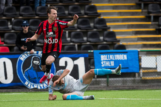 Halmstads Gustav Friberg och Brommapojkarnas Alex Timossi