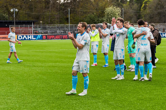 Halmstads Joel Allansson och Villiam Granath jublar