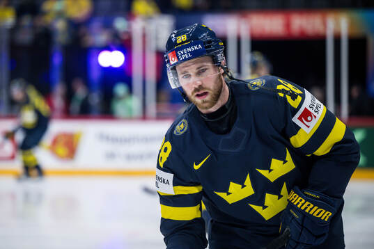 Elias Lindholm of Sweden
