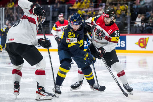 Lucas Raymond of Sweden and Bernd Wolf of Austria