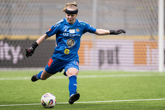 Örebro SKs Nadine Allard