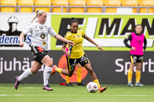 Örebro SKs Ebba Cabander och Elfsborgs Vanessa Lopez