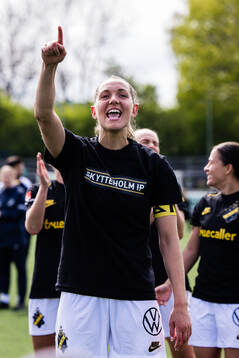 AIKs Jennie Nordin jublar