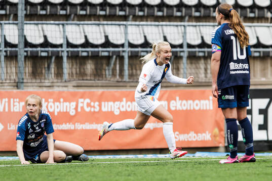 Djurgårdens Tove Almqvist jublar