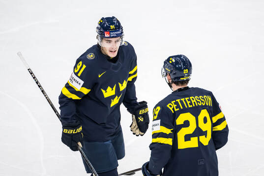 Leo Carlsson and Marcus Pettersson of Sweden
