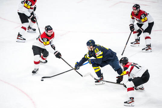 Lucas Raymond of Sweden, David Maier and Lukas Haudum of