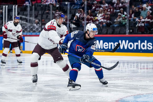 Dans Locmelis of Latvia and Dylan Fabre of France