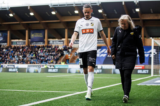 Häckens Amor Layouni har ont