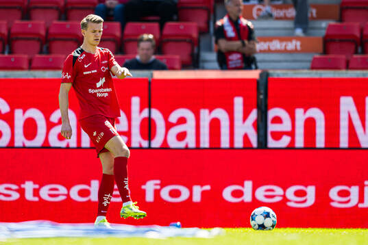 Emil Kornvig of Brann warms up