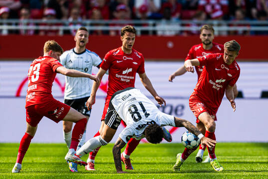 Noah Jean Holm of Rosenborg and Emil Kornvig of Brann