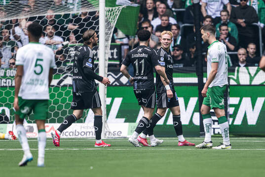 IFK Norrköpings Isak Andri Sigurgeirsson jublar