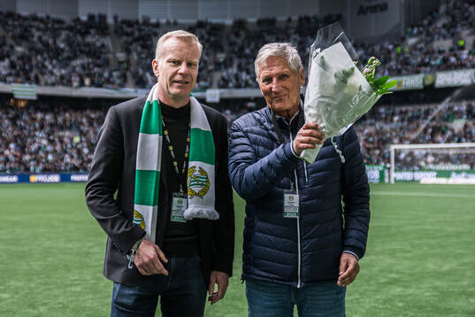 Hammarbys ordförande Mattias Fri och Sören Cratz hyllas