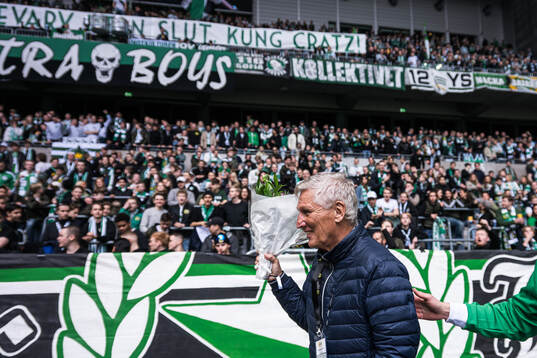 Sören Cratz hyllas