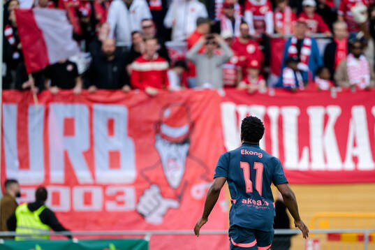 Malmö FFs Emmanuel Ekong jublar