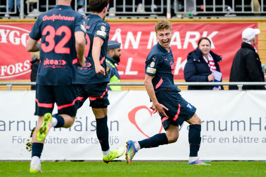 Malmö FFs Hugo Bolin jublar