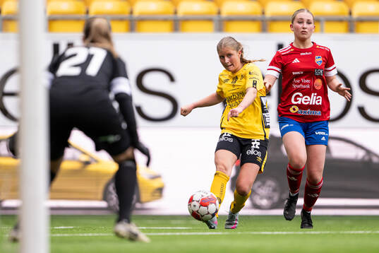 Elfsborgs Meja Harrysson och Gauthiods Matilda Wulcan