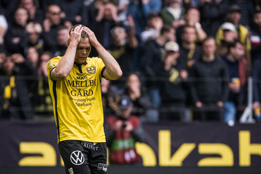 Mjällbys Jacob Bergström deppar
