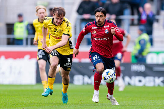 Elfsborgs Frode Aronsson och Östers Lukas Bergquist