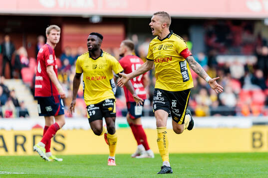 Elfsborgs Sebastian Holmen jublar