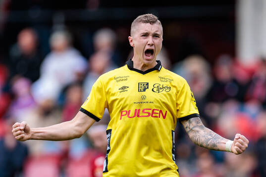 Bläddra bland fler bilder av Fotboll, Allsvenskan, Öster - Elfsborg