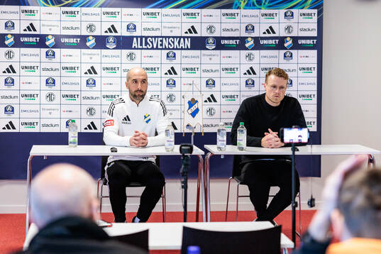 Östers tränare Martin Foyston och Elfsborgs tränare