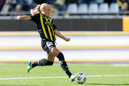Häckens Alva Selerud skjuter 6-1