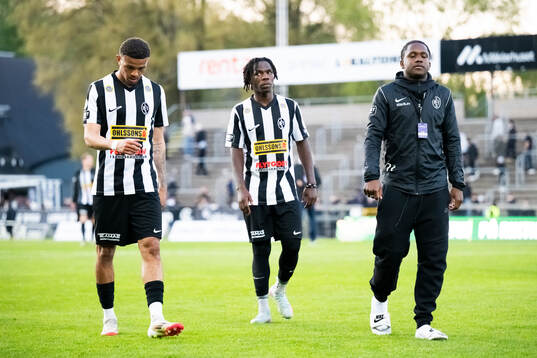 Landskronas Cameron Streete, Xavier Odhiambo des+under