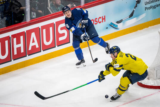 Vili Saarijärvi of Finland and Anton Bengtsson of Sweden