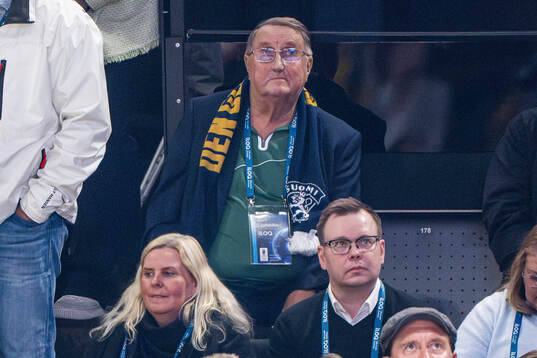 Curt Lindström in the stands
