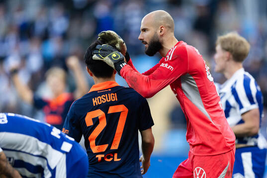 Djurgårdens målvakt Filip Manojlovic och Keita Kosugi