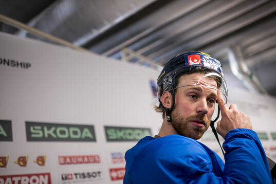 Elias Lindholm of Sweden
