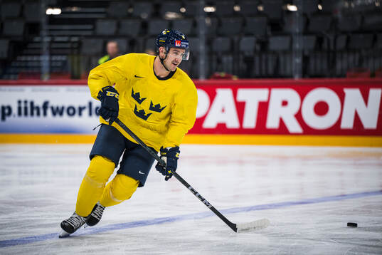 Mikael Backlund of Sweden at a practice session