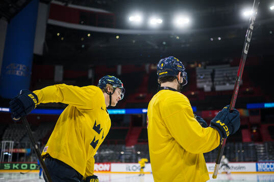 Simon Edvinsson and Filip Forsberg of Sweden at a practice