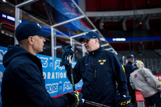 Assistant coach Stefan Klockare of Sweden at a practice