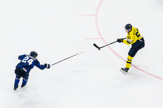 Hannes Björninen of Finland and Emil Heineman of Sweden
