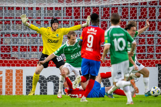 Brages målvakt Viktor Frodig