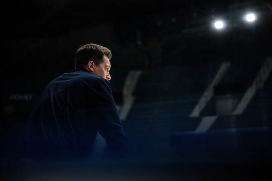 Head coach Sam Hallam of Sweden at a practice session