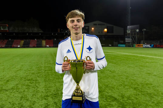 IFK Norrköpings Melwin Cupan  med pokalen