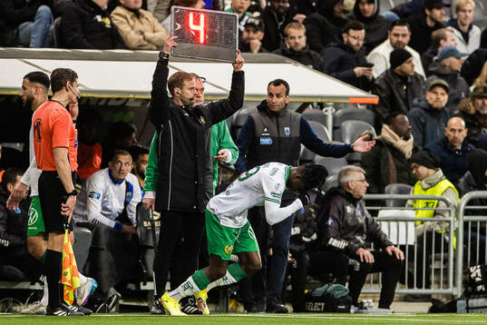 Hammarbys Moise Elohim Victoire Kabore byts in