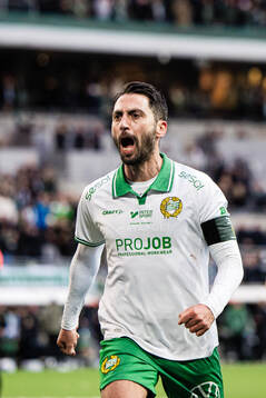 Hammarbys Nahir Besara jublar
