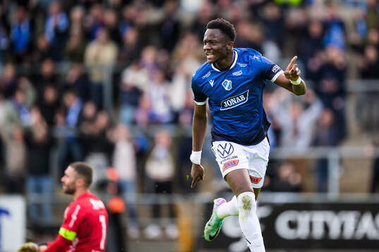 Halmstads Yannick Agnero jublar