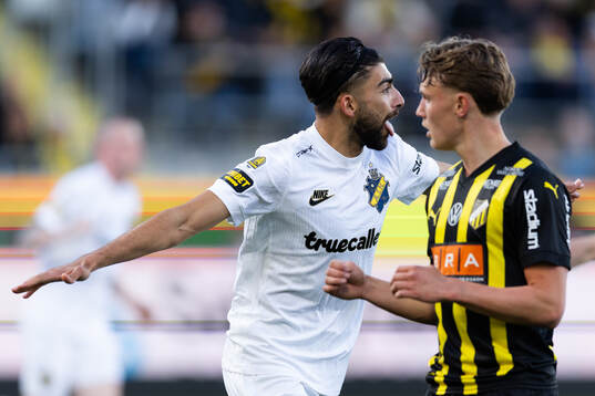 AIKs Andronikos Kakoullis jublar