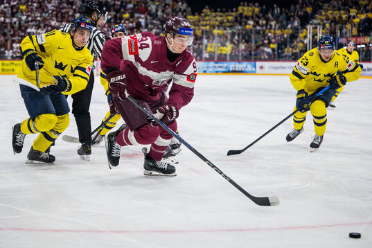 Leo Carlsson of Sweden and Kristians Rubins of Latvia