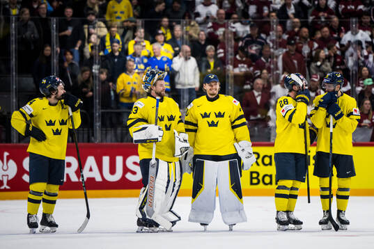 Goaltender Samuel Ersson and goaltender Arvid Söderblom of